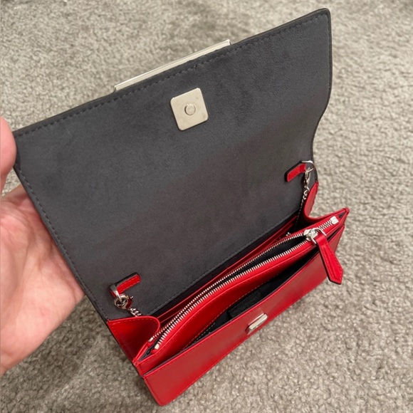 Fendi studded wallet on chain bag - Picture 7 of 10